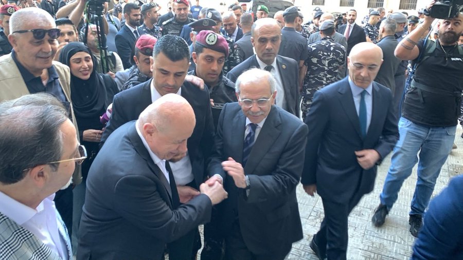 سلام حاملاً مشروع الدولة الى الجنوب: إنتظار تسوية إقليمية كبرى ليس خياراً للبنان...وهذا هو طريق الخلاص!